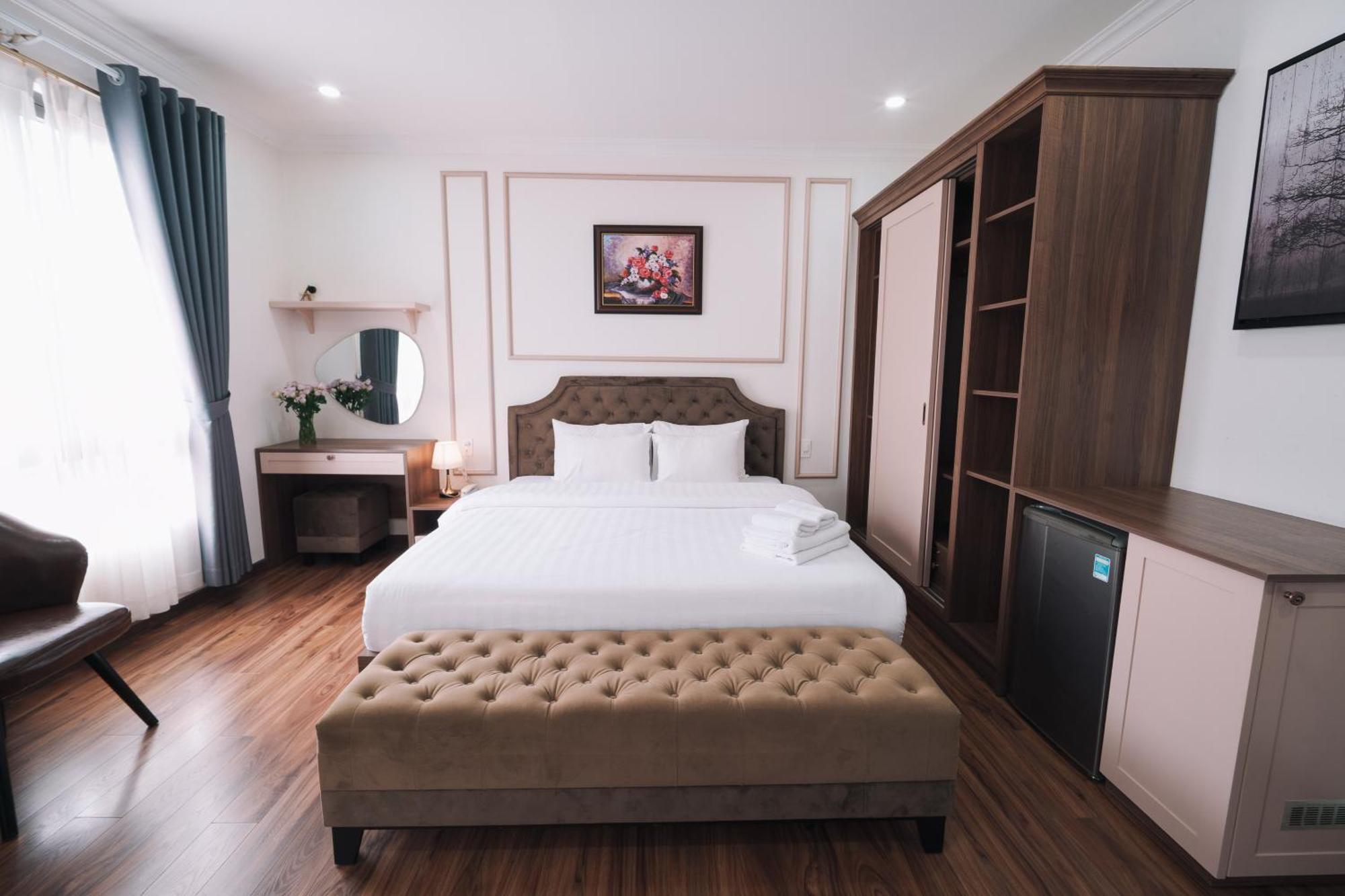 N Queen Apartment Hotel Da Lat Exterior photo