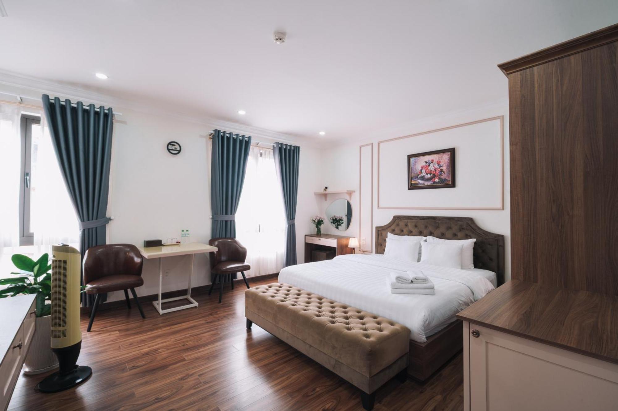 N Queen Apartment Hotel Da Lat Exterior photo