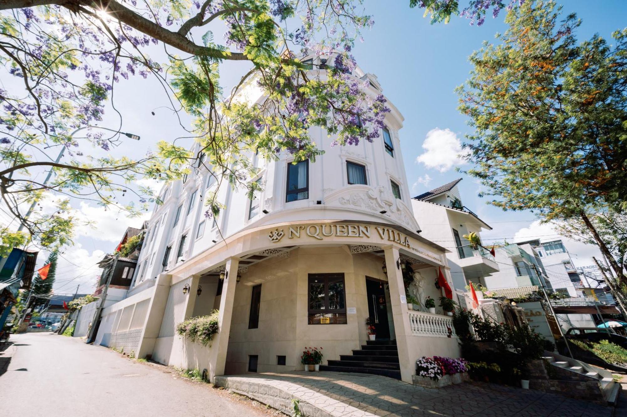 N Queen Apartment Hotel Da Lat Exterior photo